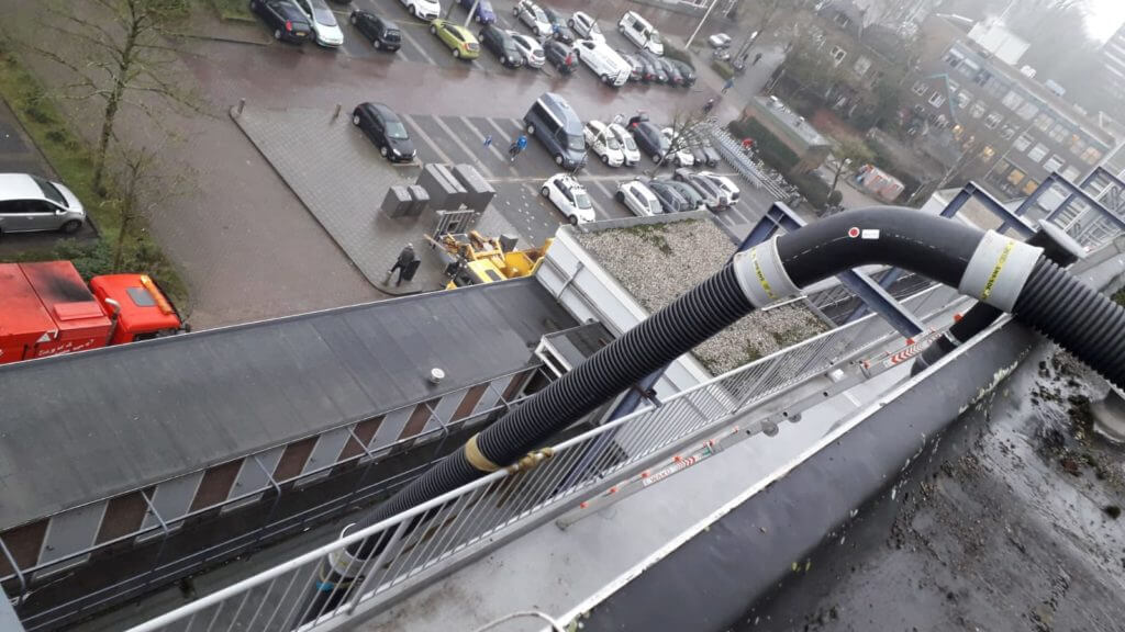Dakgrind verwijderen en laten afvoeren? LBG Grondzuigtechniek