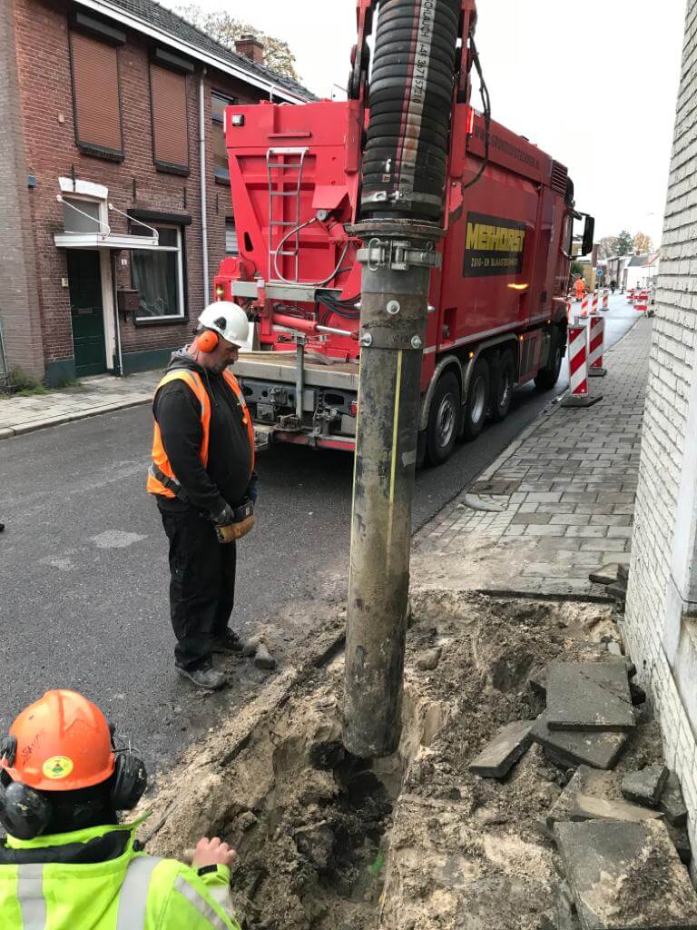Grondzuigtechniek bij kabels en leidingen
